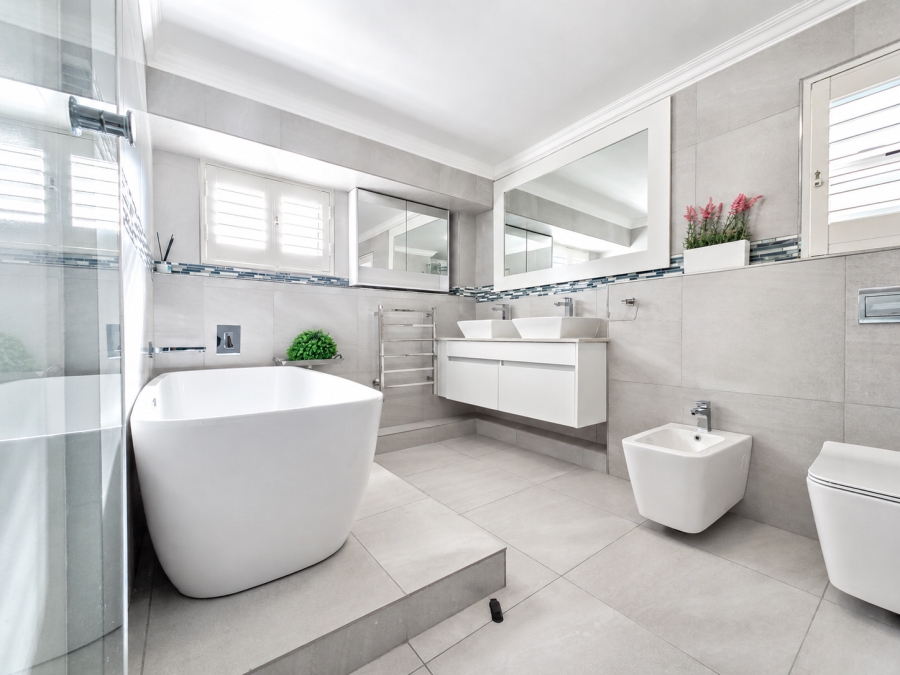 3 Bedroom Property for Sale in Table View Western Cape